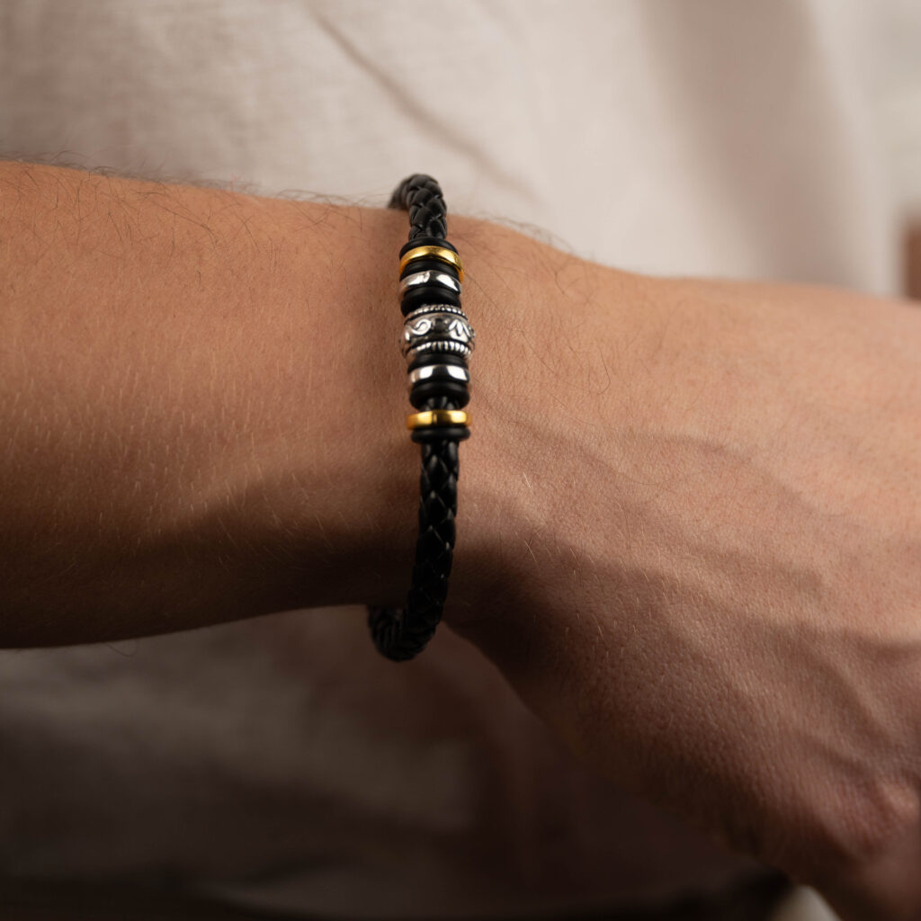 157f23adf221d5ee90611a6914875eb5