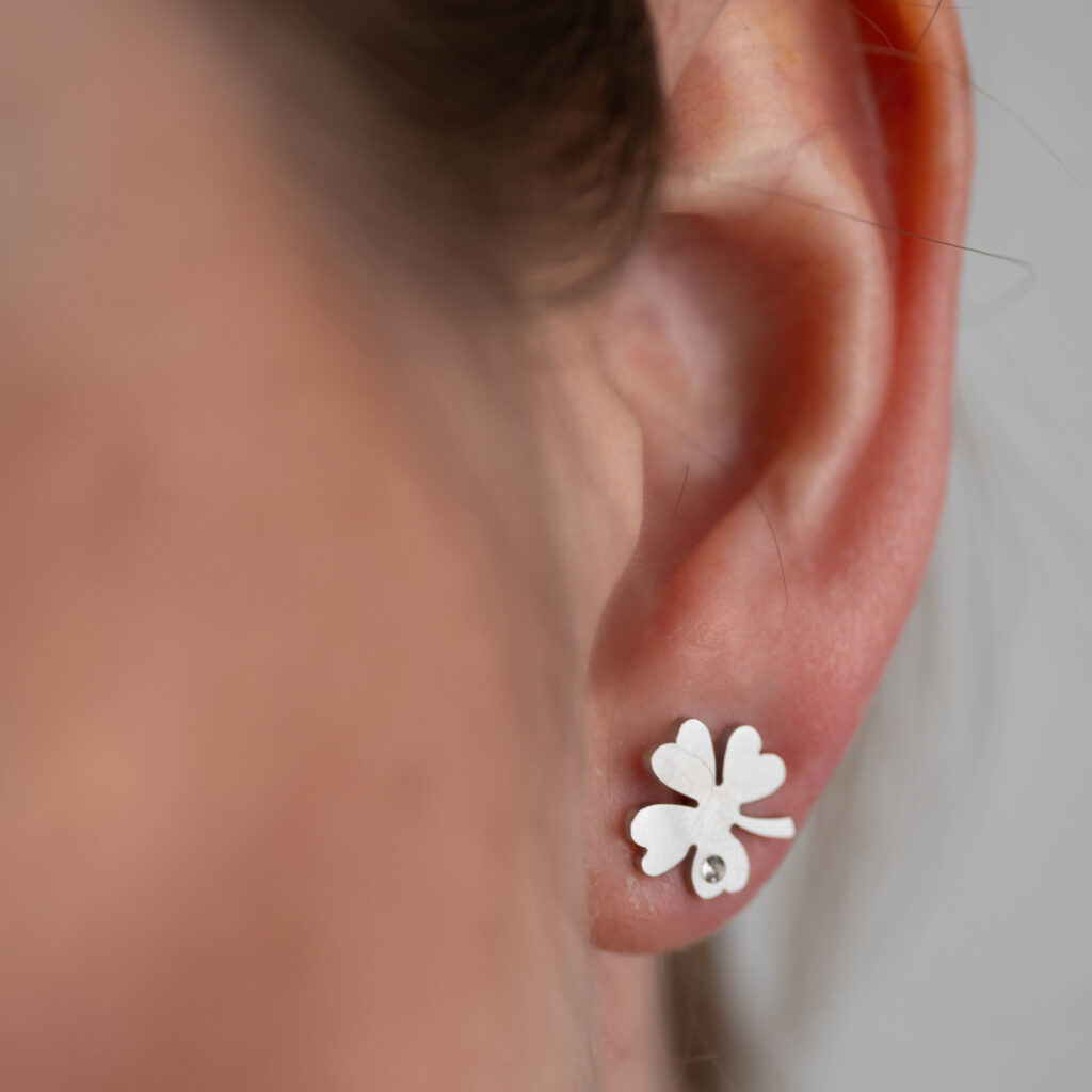 830164fb0d1993c387eb8018171c380b