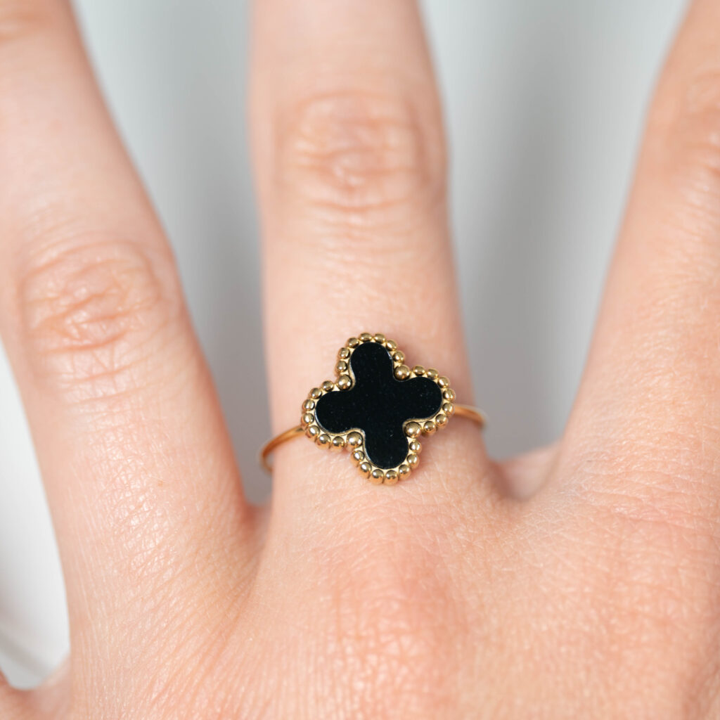 835516e29af720ea64350f6a2dbc2887